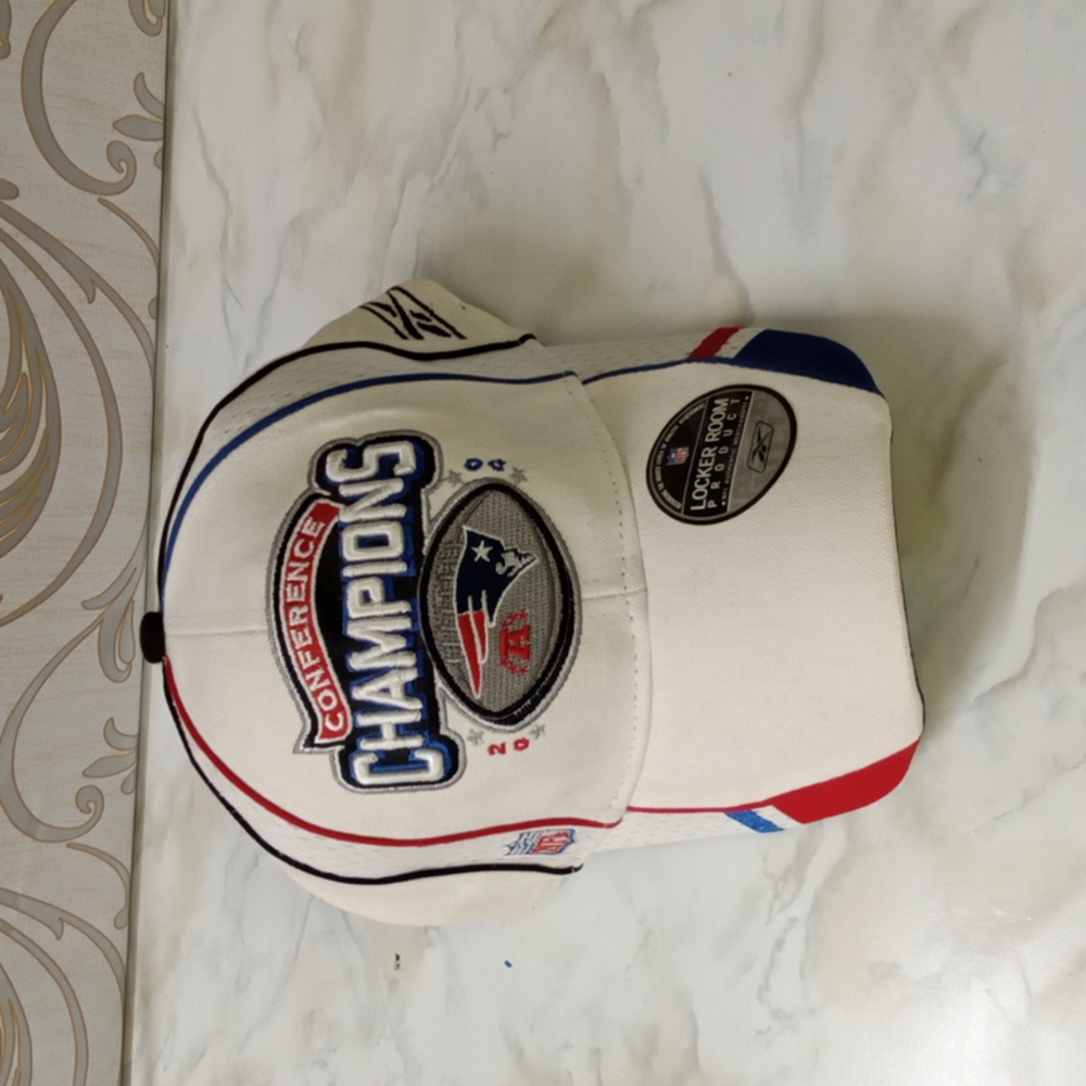 Baseball  hat